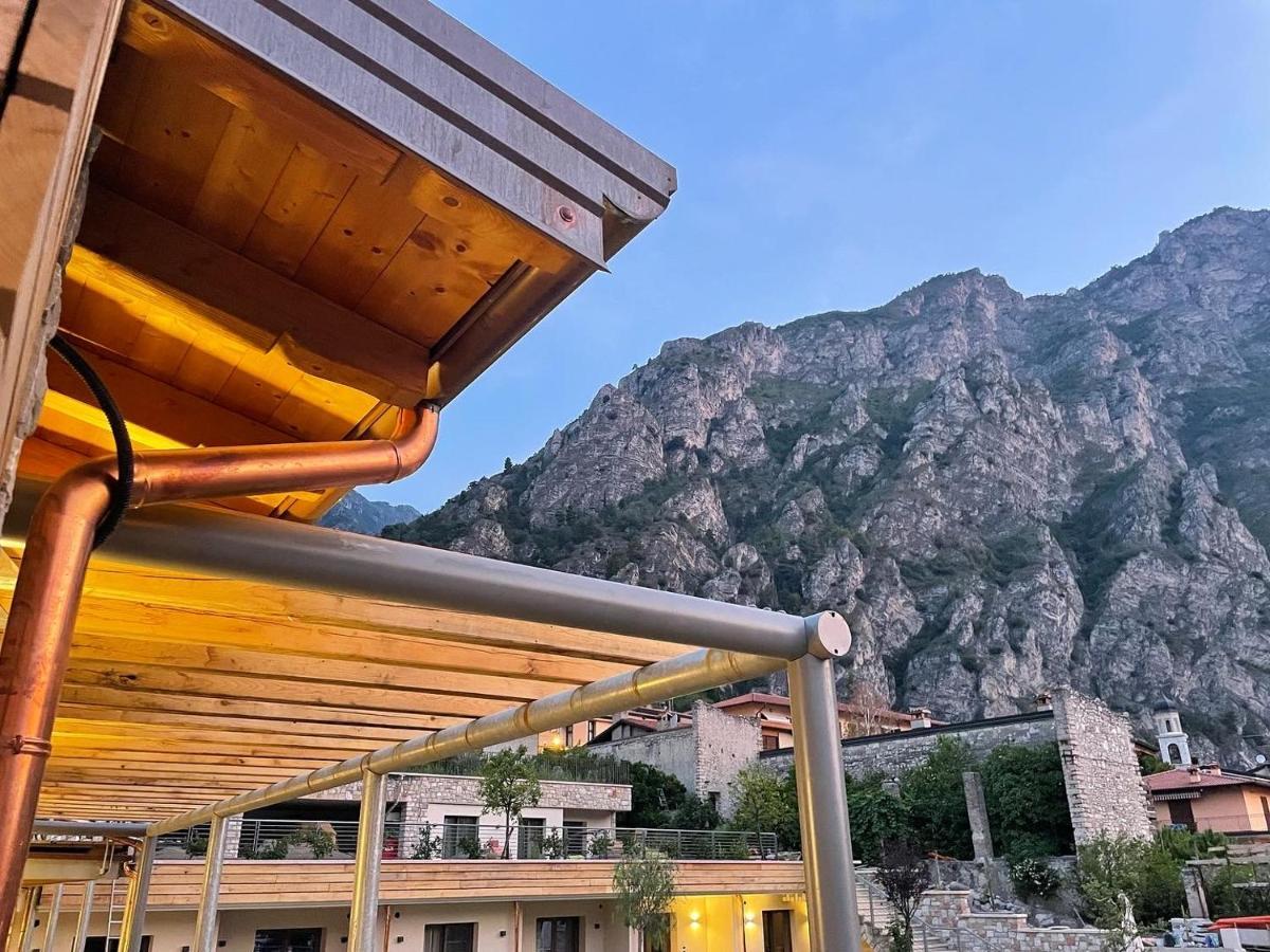 Sibenbras Natural Aparthotel Limone sul Garda Esterno foto