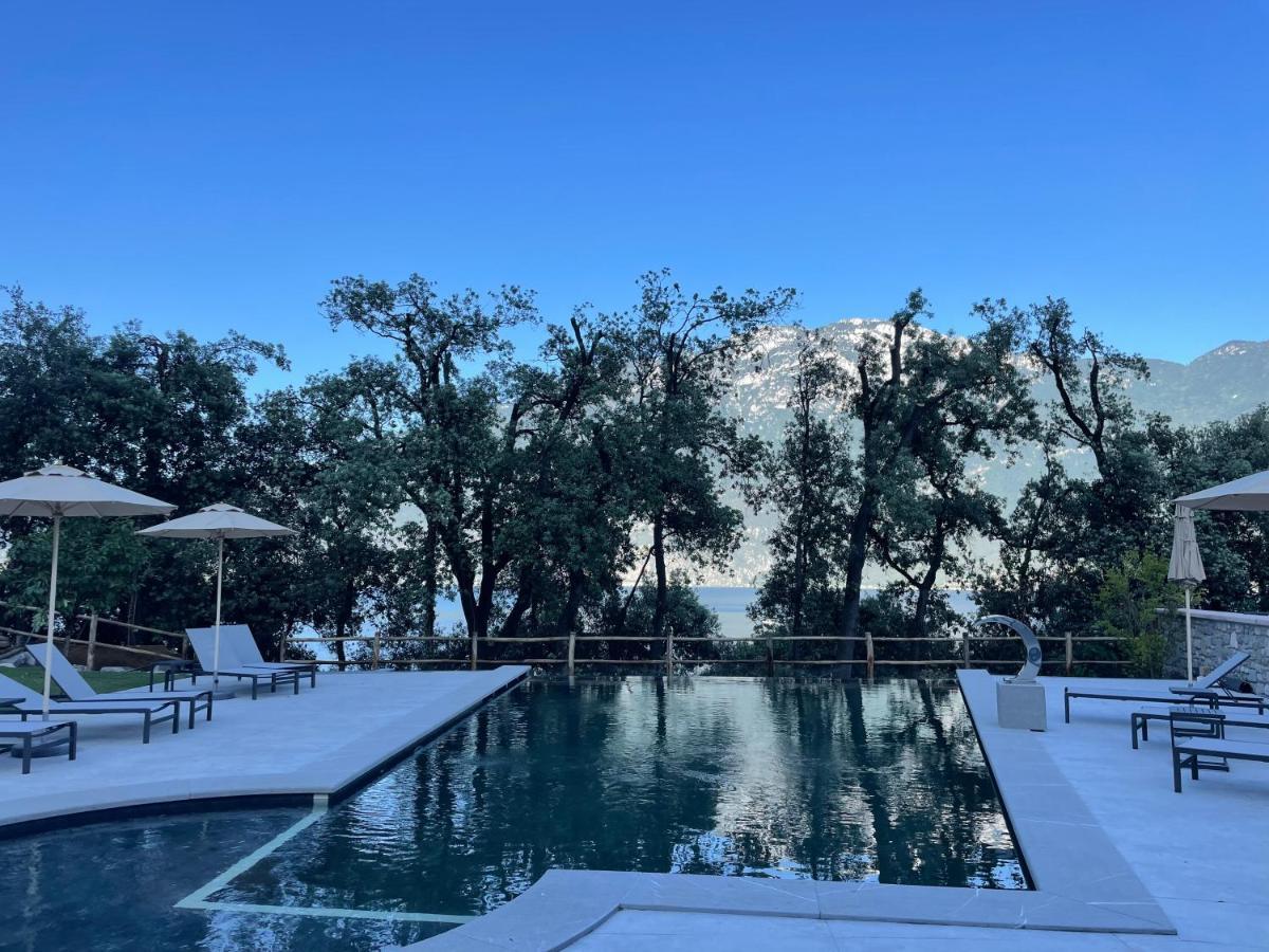 Sibenbras Natural Aparthotel Limone sul Garda Esterno foto