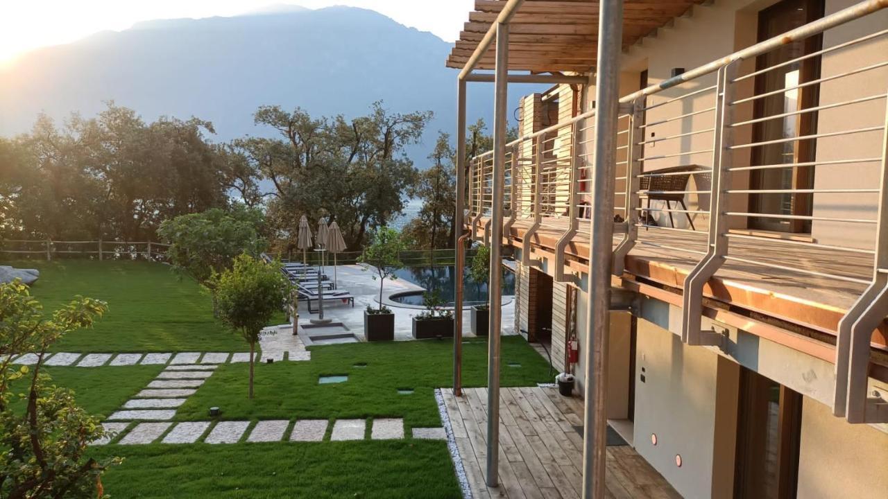 Sibenbras Natural Aparthotel Limone sul Garda Esterno foto