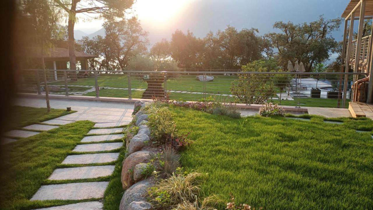 Sibenbras Natural Aparthotel Limone sul Garda Esterno foto