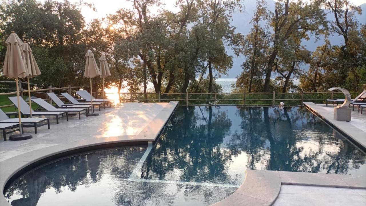 Sibenbras Natural Aparthotel Limone sul Garda Esterno foto