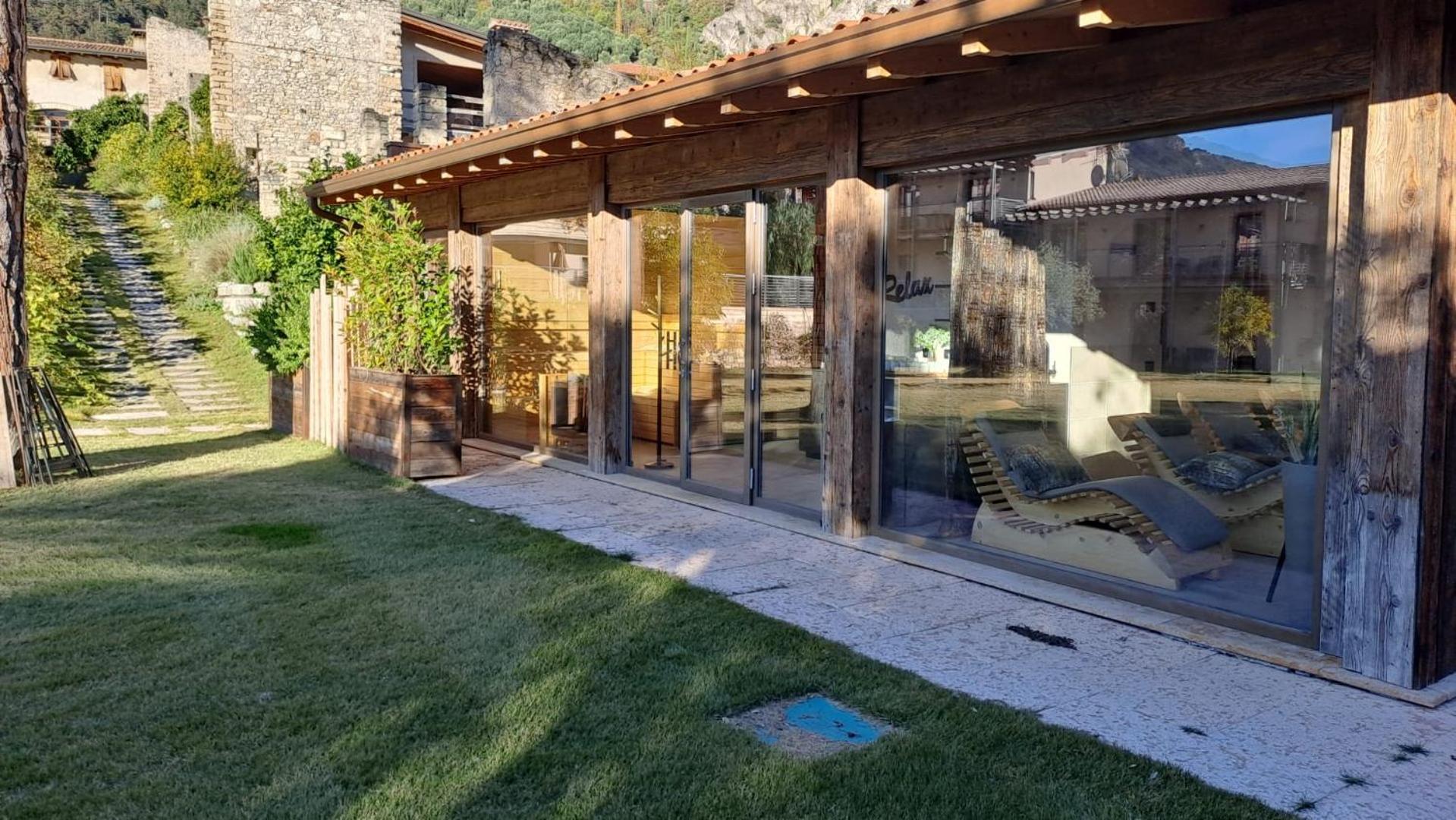 Sibenbras Natural Aparthotel Limone sul Garda Esterno foto